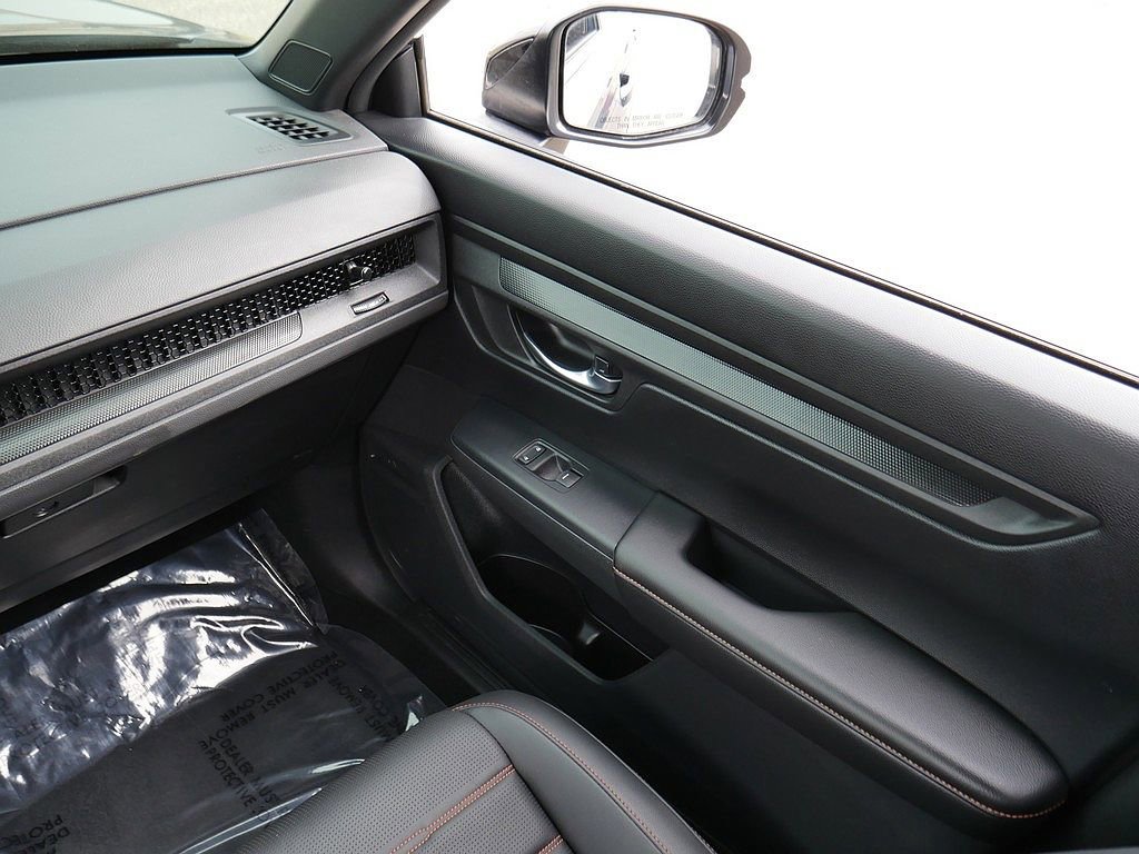 Used 2025 Honda CR-V Sport-L image 24
