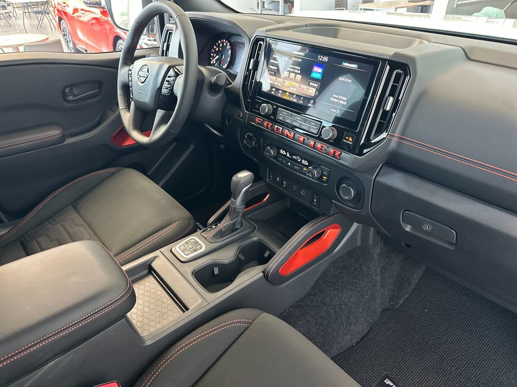 New 2026 Nissan Frontier PRO-4X w/ Tow Package AWD/4WD image 14