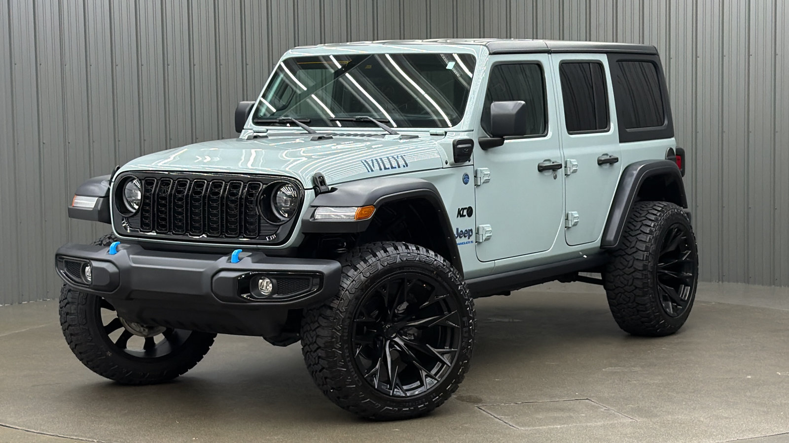 Used 2024 Jeep Wrangler Unlimited AWD/4WD image 1