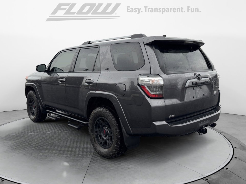 Used 2022 Toyota 4Runner SR5 image 5