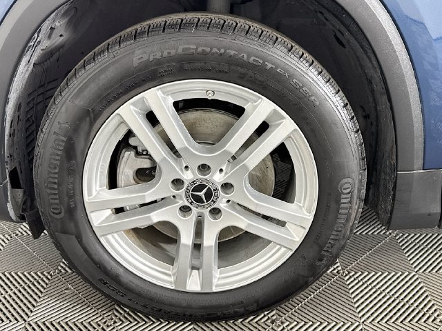 Used 2023 Mercedes-Benz GLA 250 4MATIC w/ Premium Package image 38