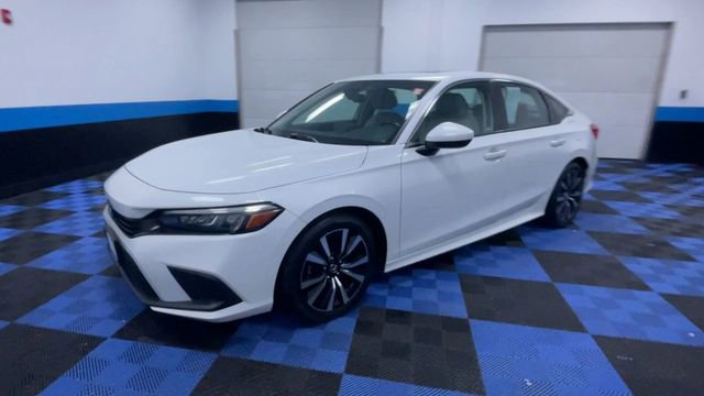 Used 2023 Honda Civic EX image 4