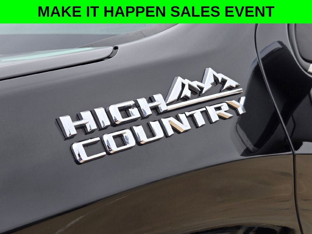 Used 2023 Chevrolet Silverado 1500 High Country w/ Technology Package AWD/4WD image 34