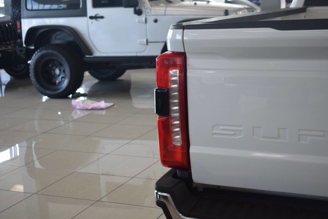 Used 2023 Ford F250 Lariat w/ Chrome Package AWD/4WD image 31