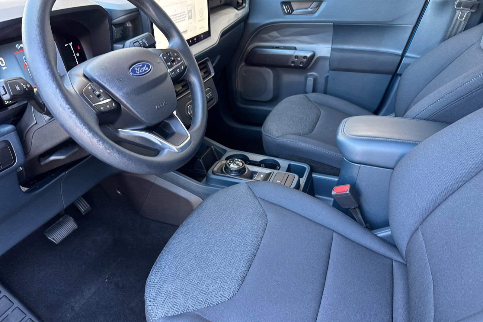 Used 2025 Ford Maverick XL FWD image 13