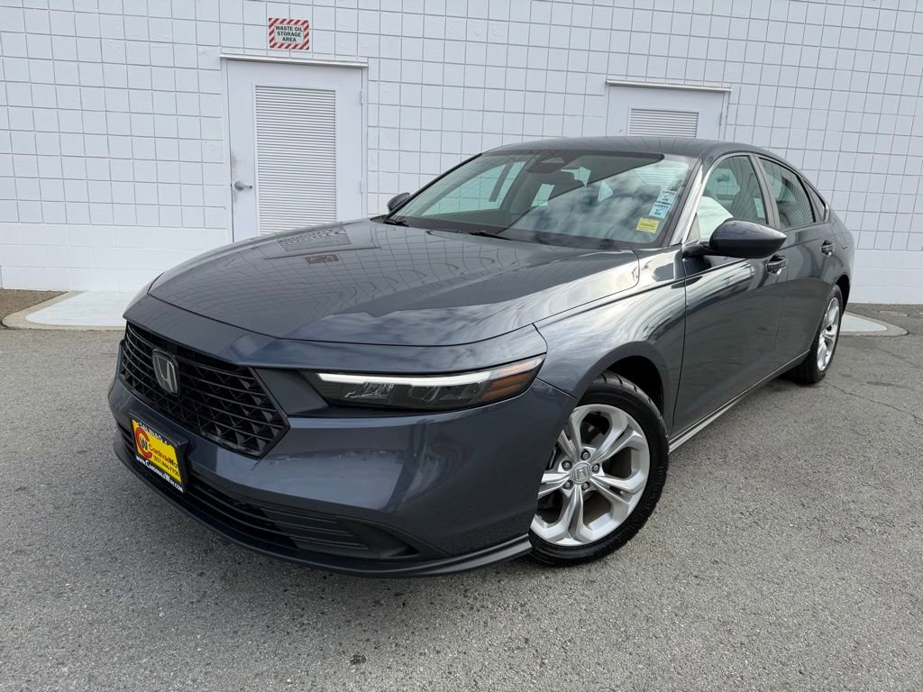 Used 2023 Honda Accord LX image 1