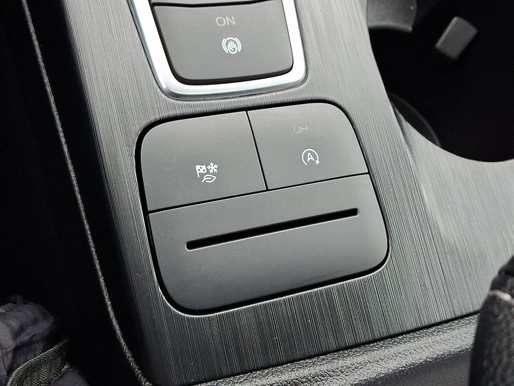 Certified 2022 Ford Escape SEL image 27