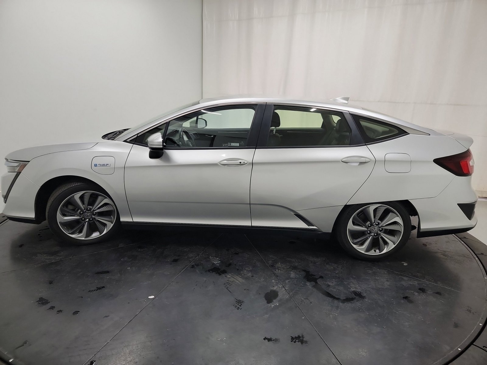Used 2021 Honda Clarity Touring image 4