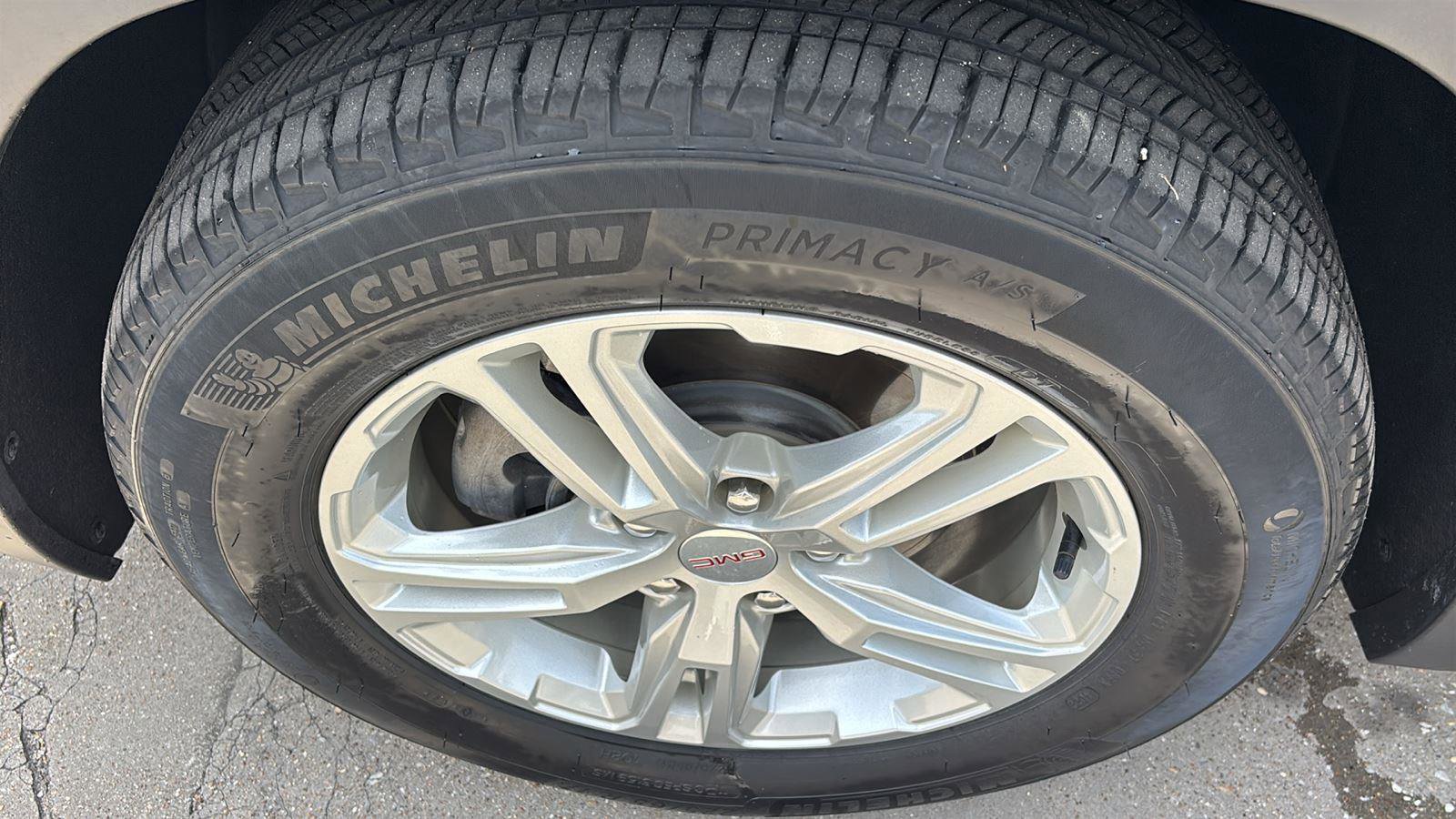 Certified 2023 GMC Terrain SLE FWD image 12