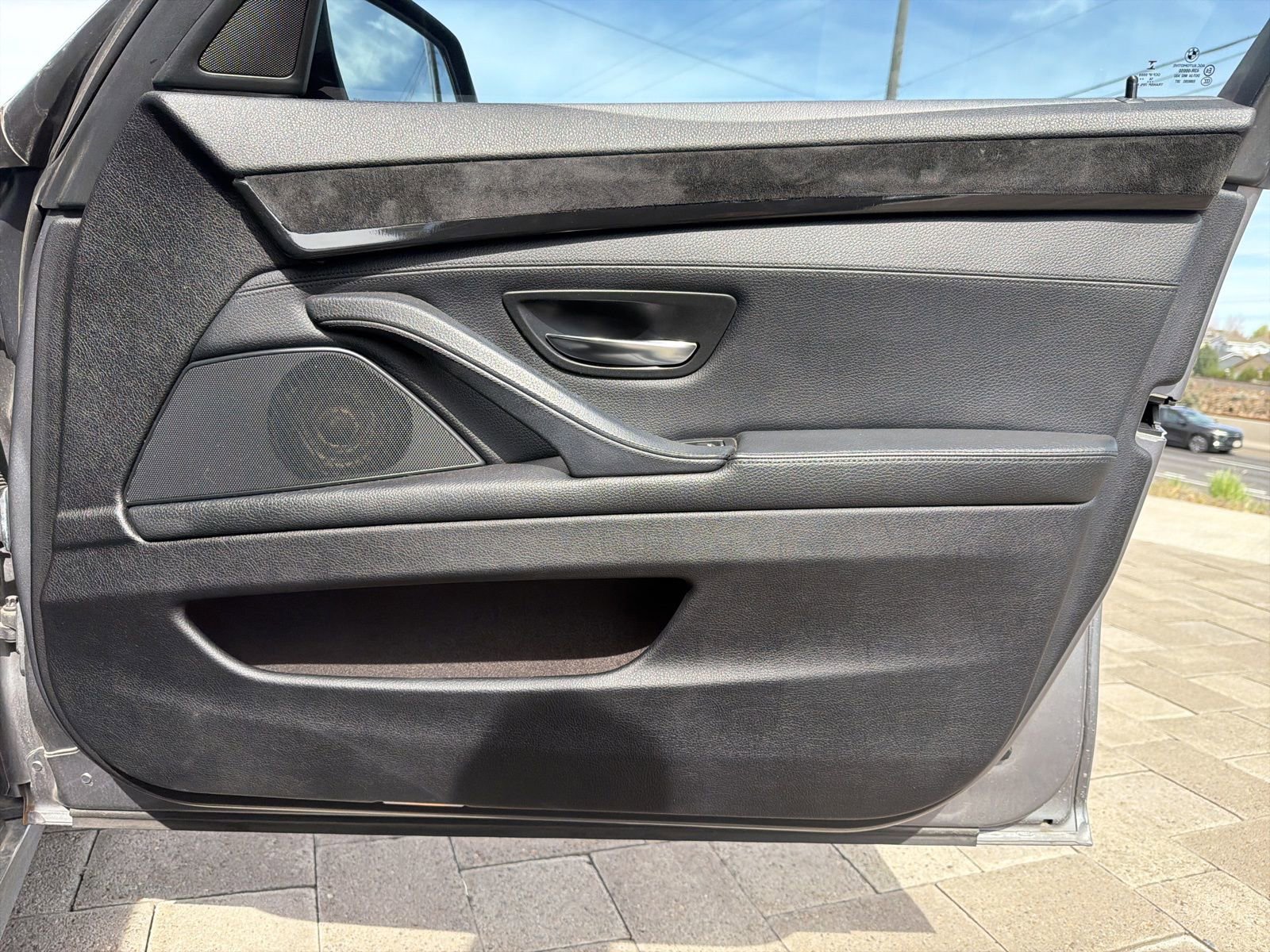 Used 2015 BMW 535i xDrive Sedan image 25