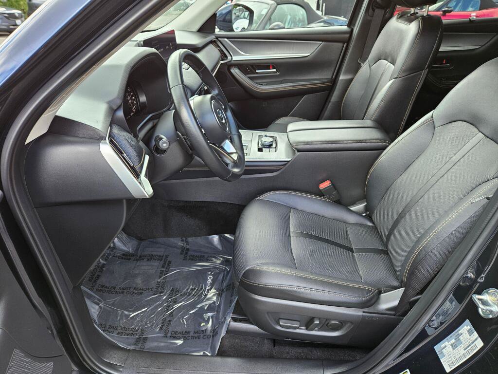Certified 2024 MAZDA CX-90 Plug-In Hybrid w/ Preferred AWD/4WD image 17