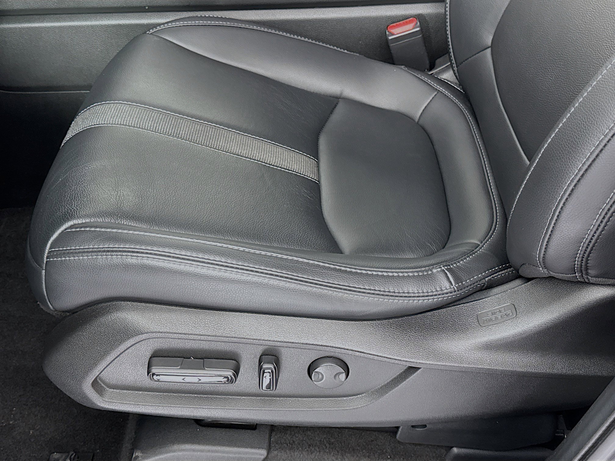 Certified 2023 Honda Pilot Touring image 20