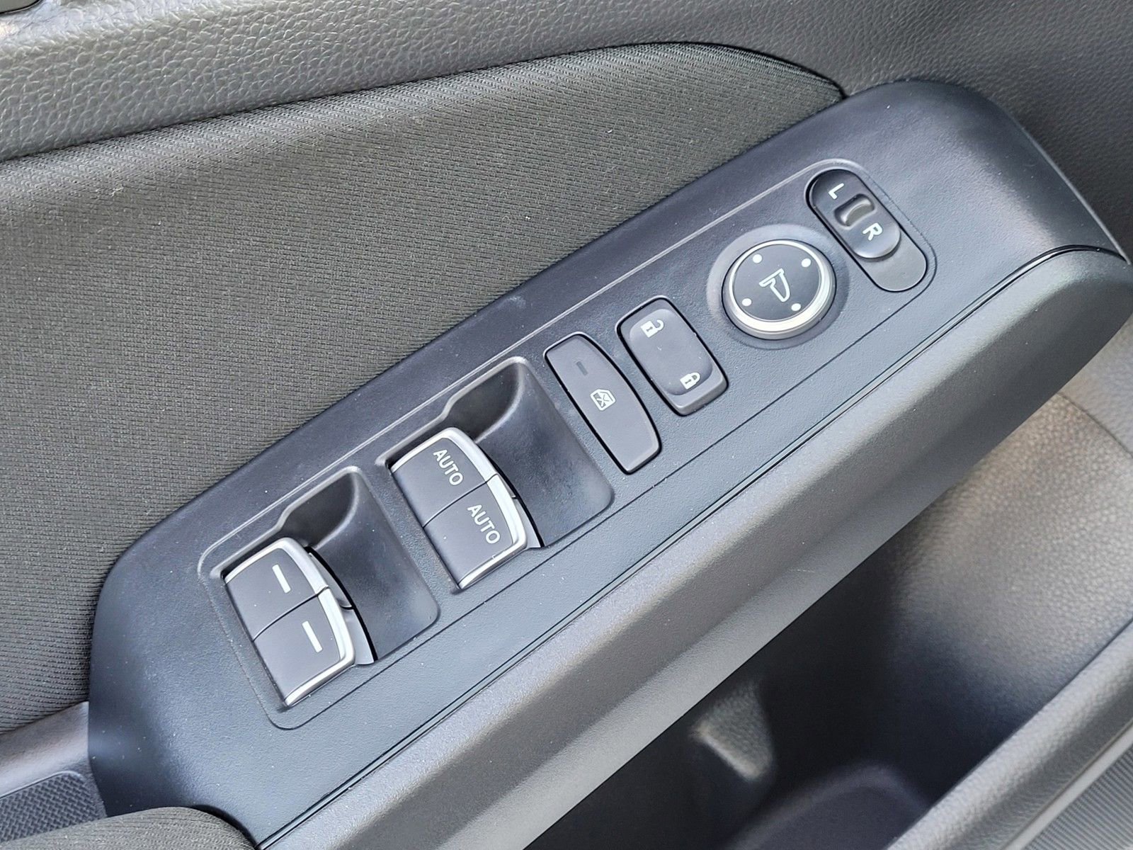 Certified 2025 Honda Civic Sport image 16