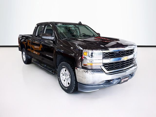 Used 2019 Chevrolet Silverado 1500 LT AWD/4WD image 3