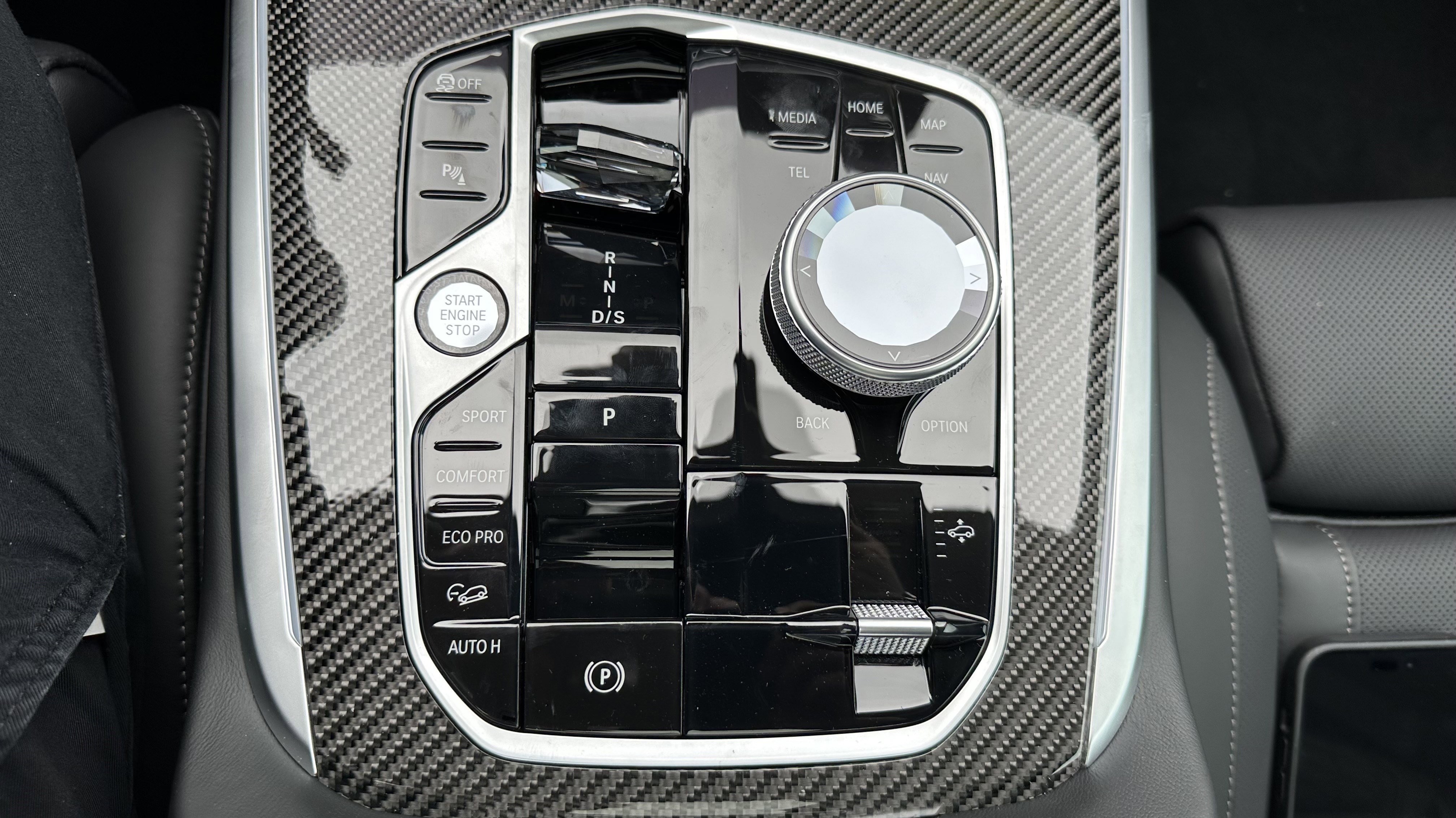 Used 2026 BMW X7 M60i image 25