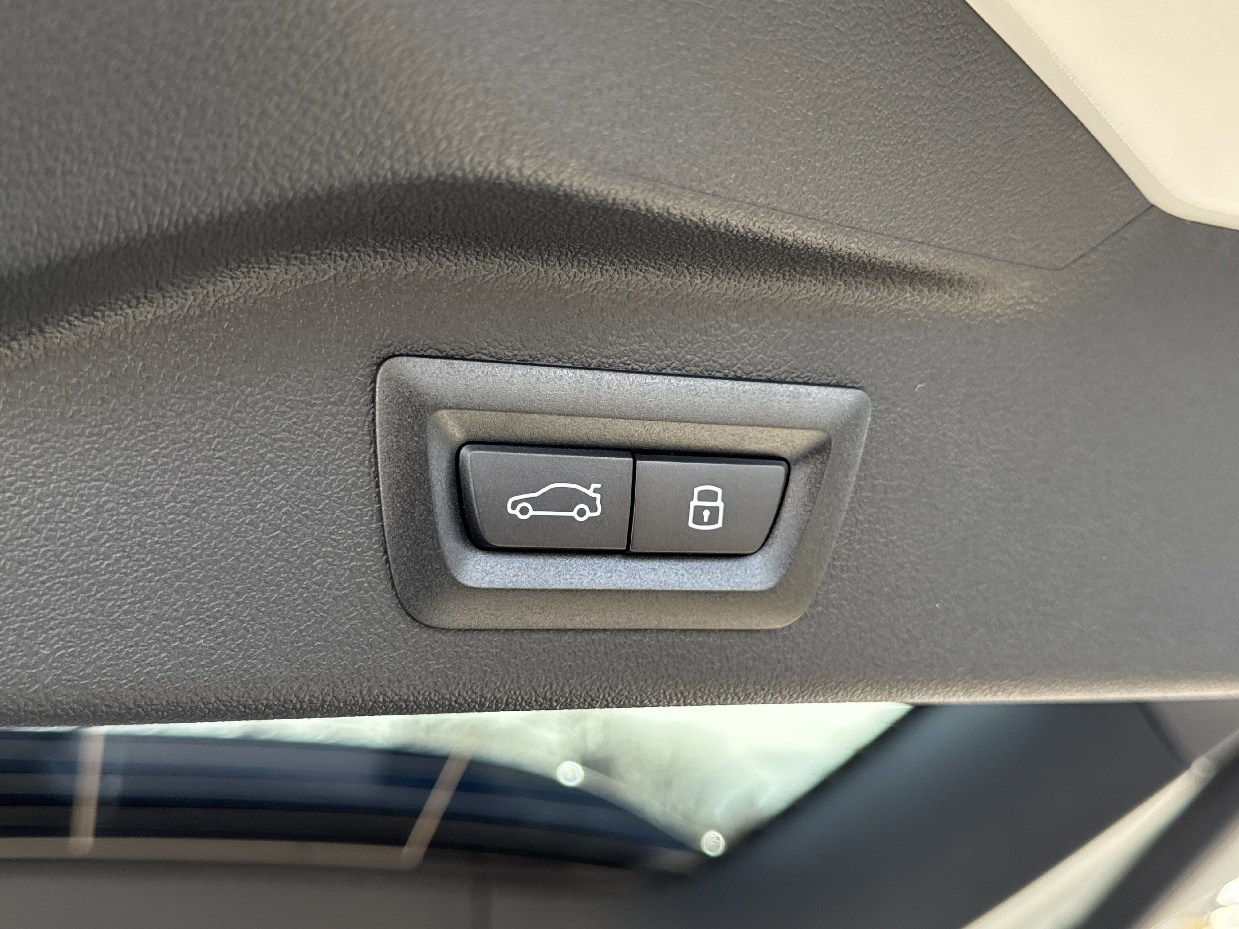 New 2026 BMW X7 xDrive40i w/ Executive Package image 26