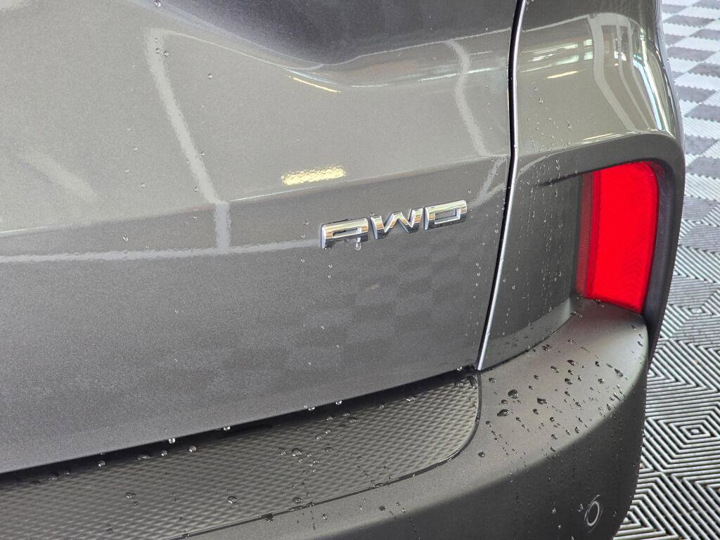 Used 2024 Ford Escape Platinum AWD/4WD image 14