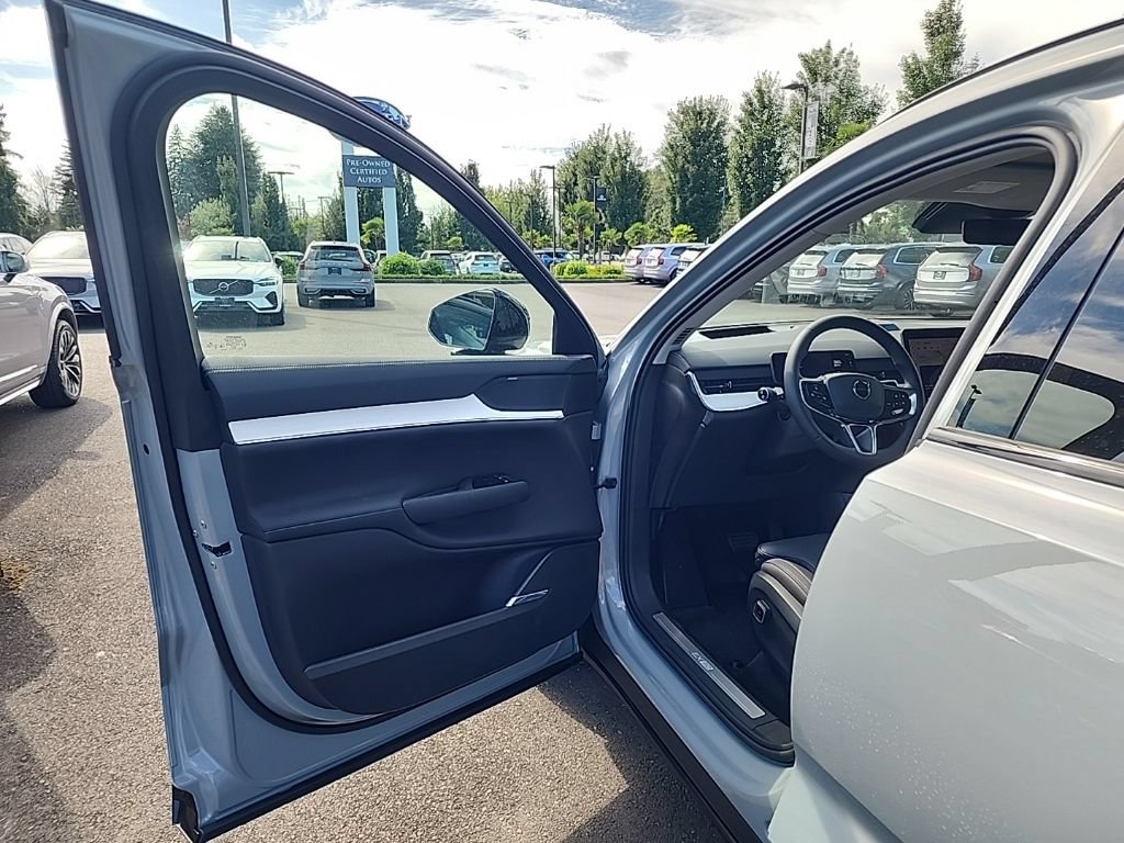 New 2026 Volvo EX90 Ultra AWD/4WD image 10