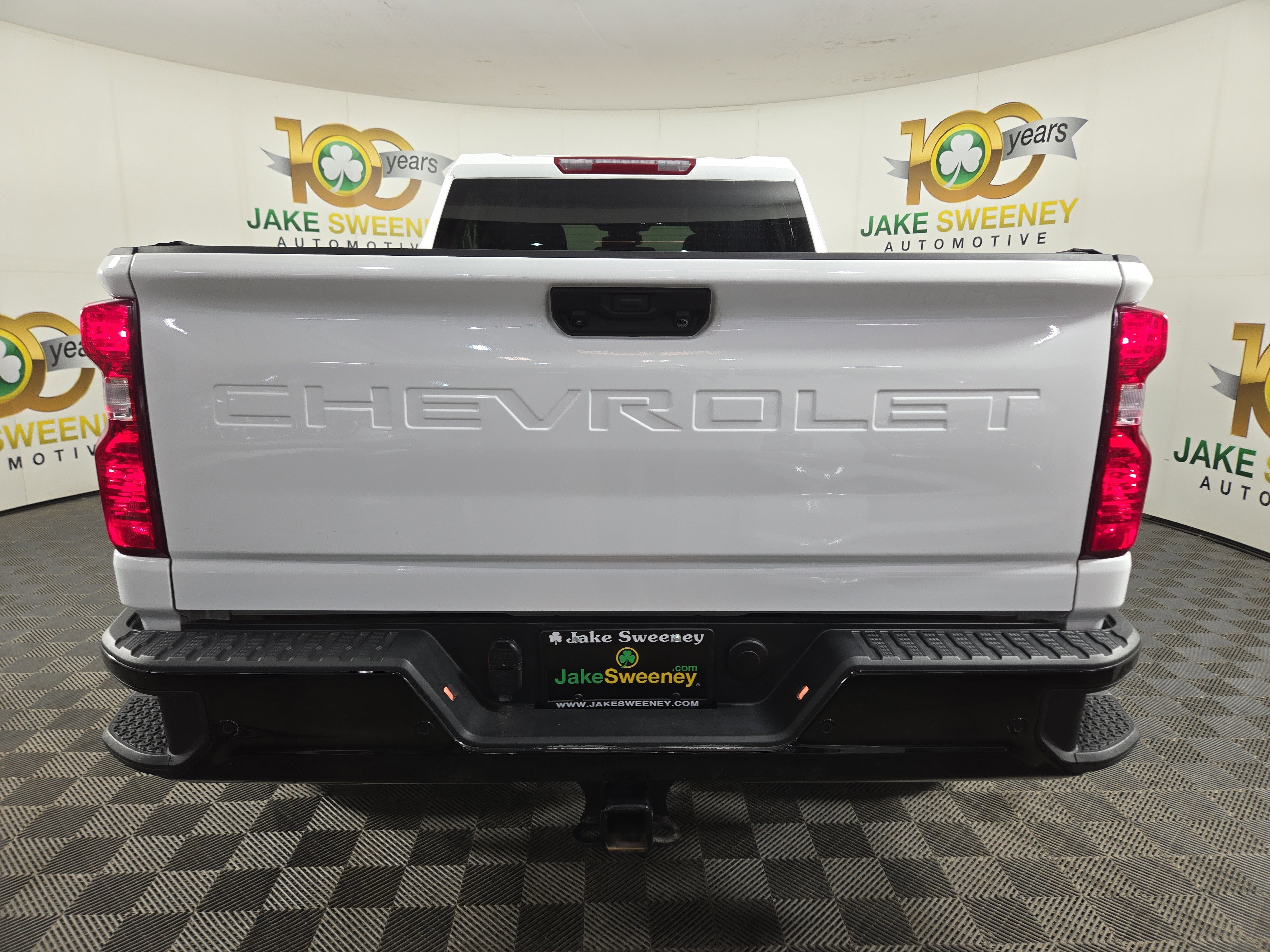Used 2024 Chevrolet Silverado 2500 Custom w/ Custom Value Package image 7