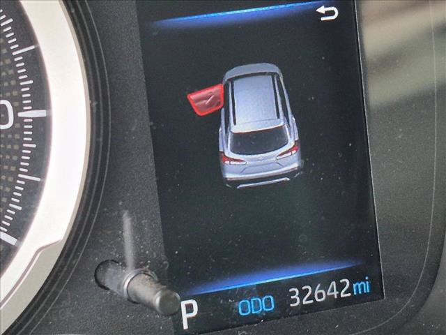 Used 2022 Toyota Corolla Cross L FWD image 7