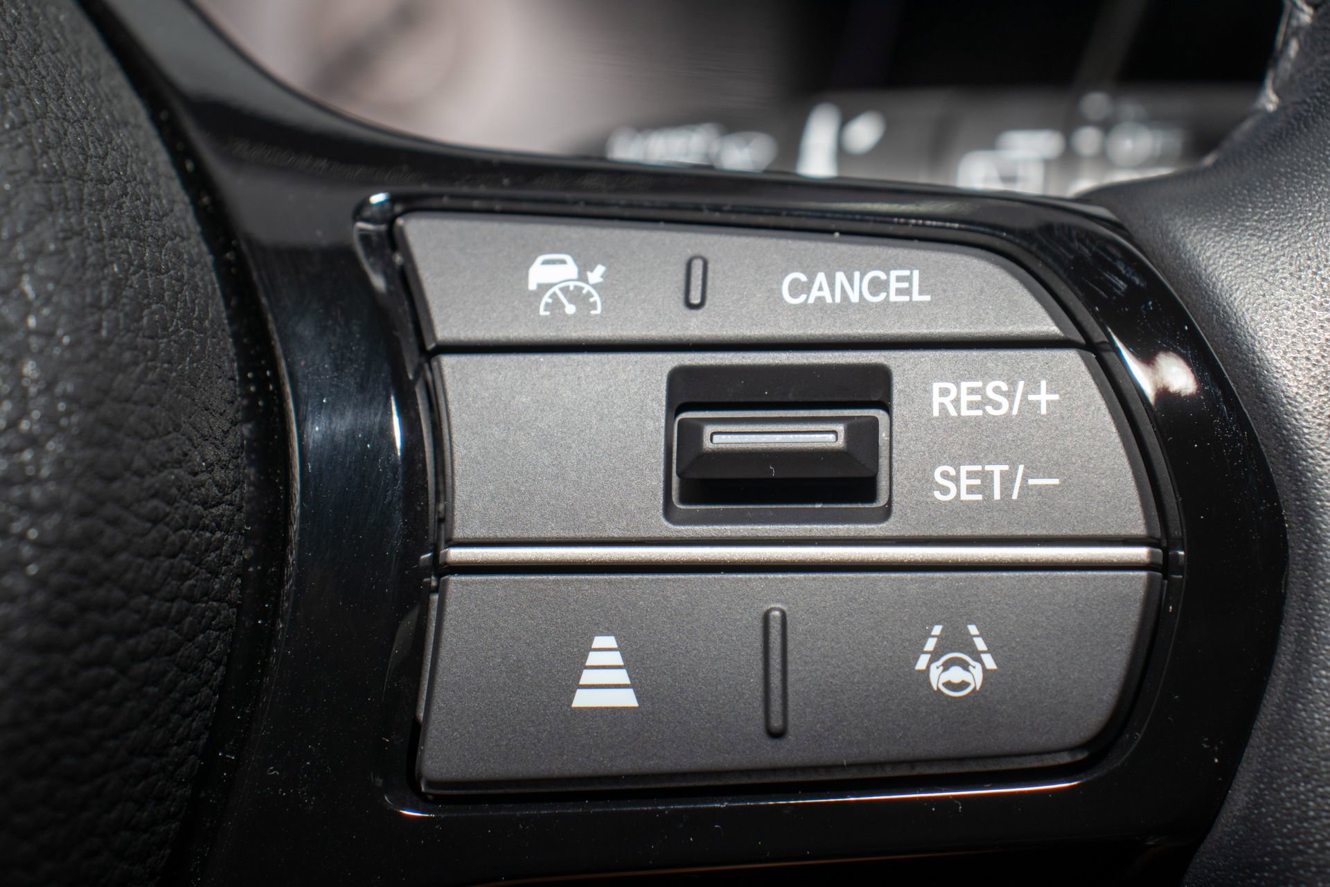 Used 2023 Honda Pilot EX-L image 32