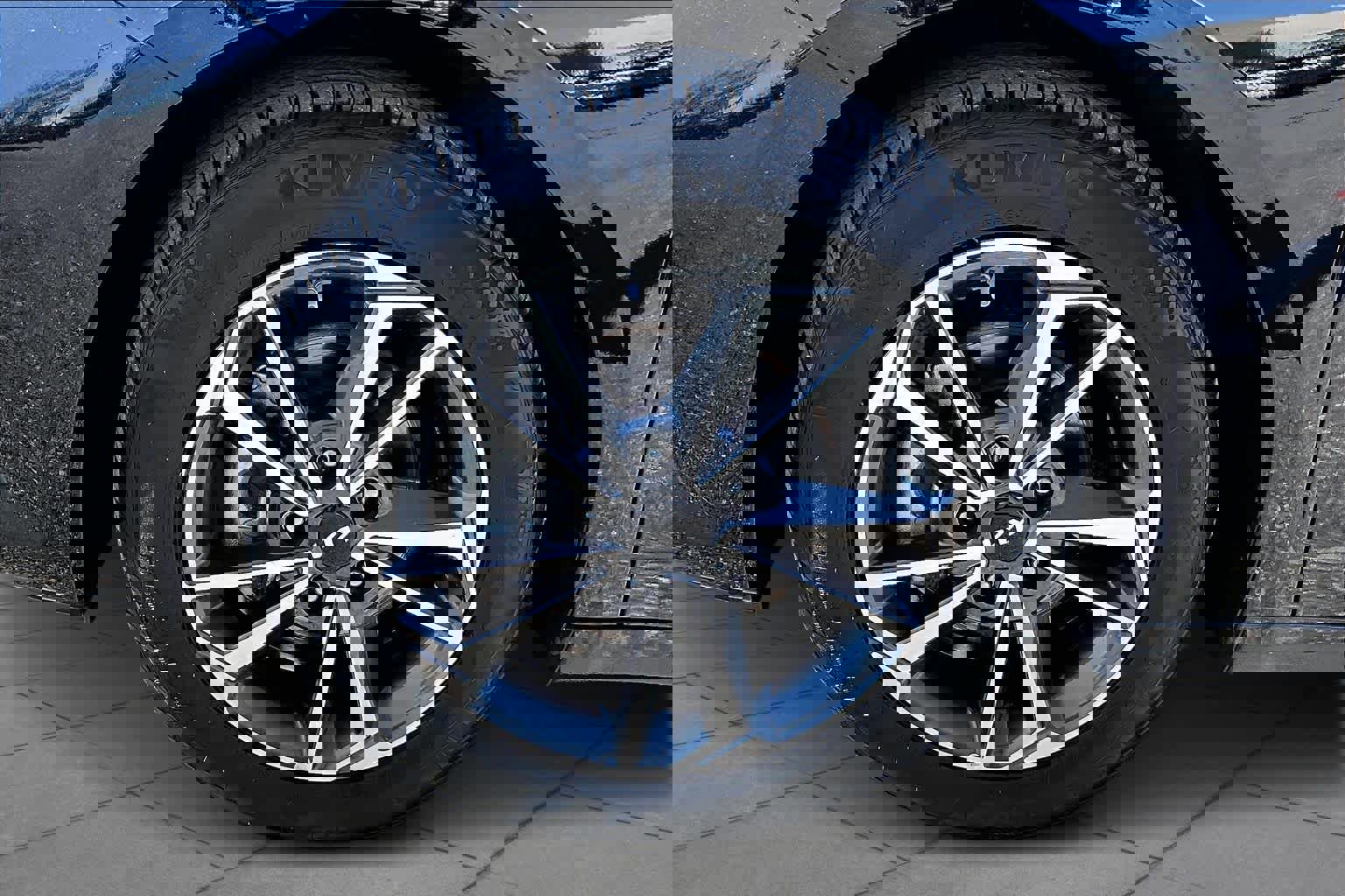 Used 2023 Kia Forte LXS w/ LXS Technology Package image 9