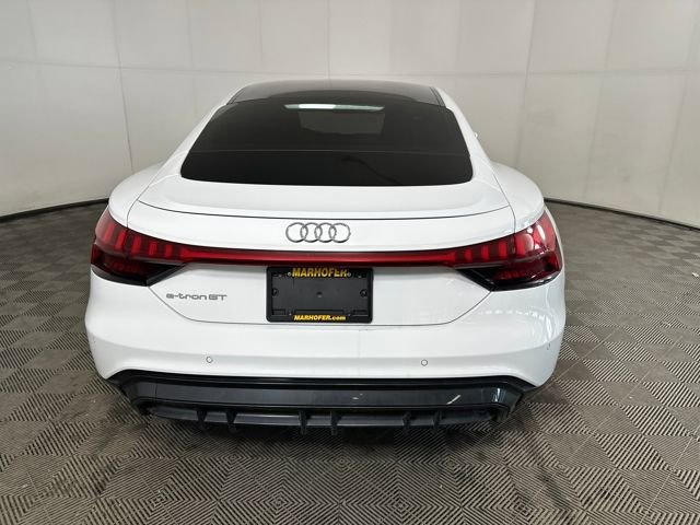 Used 2022 Audi e-tron GT Premium Plus image 4