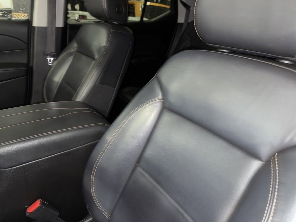 Used 2021 Chevrolet Traverse RS image 10