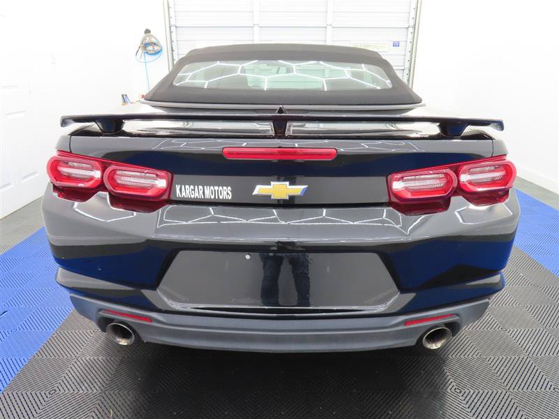 Used 2023 Chevrolet Camaro LT RWD image 13
