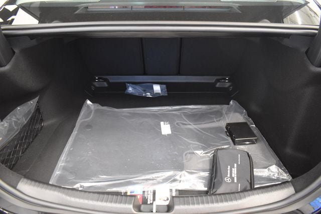 New 2026 Mercedes-Benz C 300 4MATIC Sedan image 16
