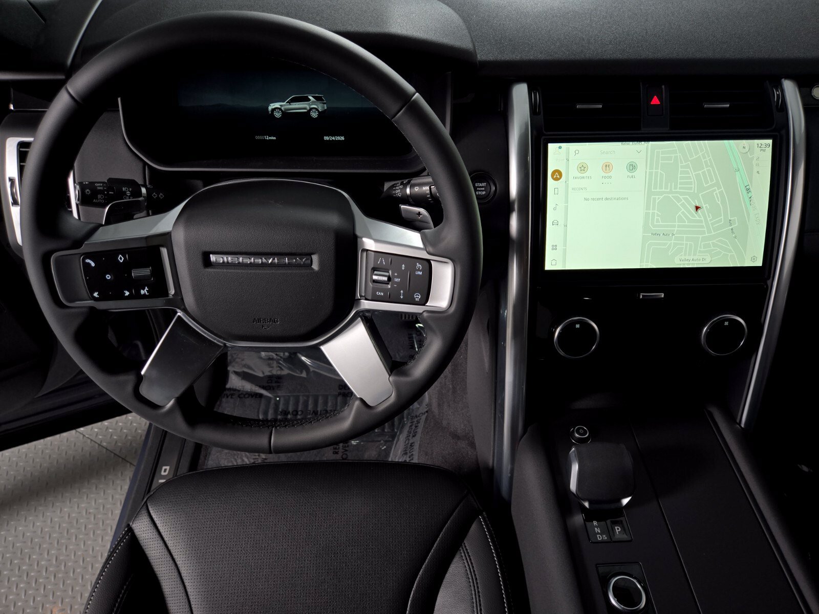 New 2026 Land Rover Discovery S AWD/4WD image 13