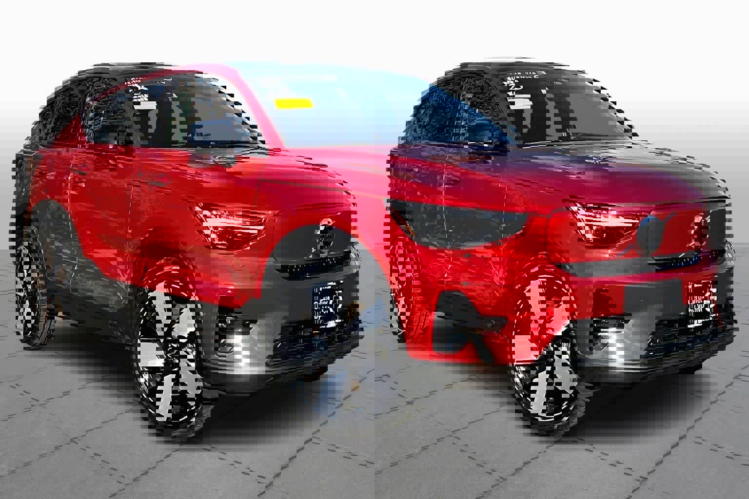 Certified 2023 Volvo C40 P8 Recharge Ultimate image 2