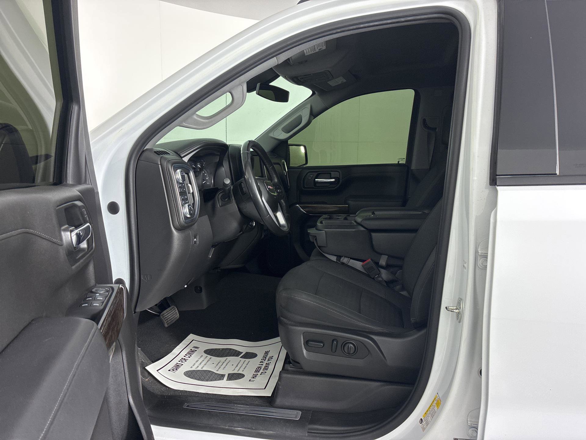 Used 2020 GMC Sierra 1500 Elevation w/ Elevation Value Package image 13
