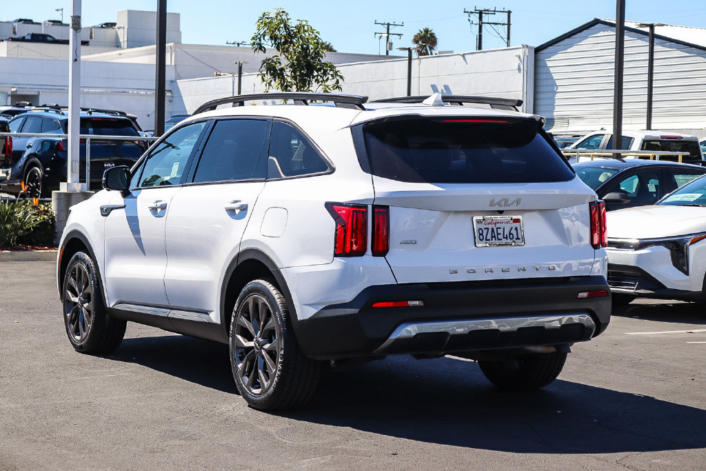Used 2022 Kia Sorento SX Prestige w/ Rust Color Package AWD/4WD image 7