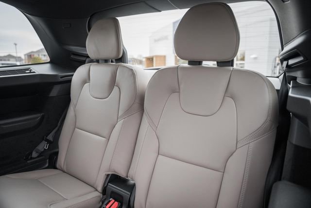 New 2026 Volvo XC90 B5 Ultra image 33