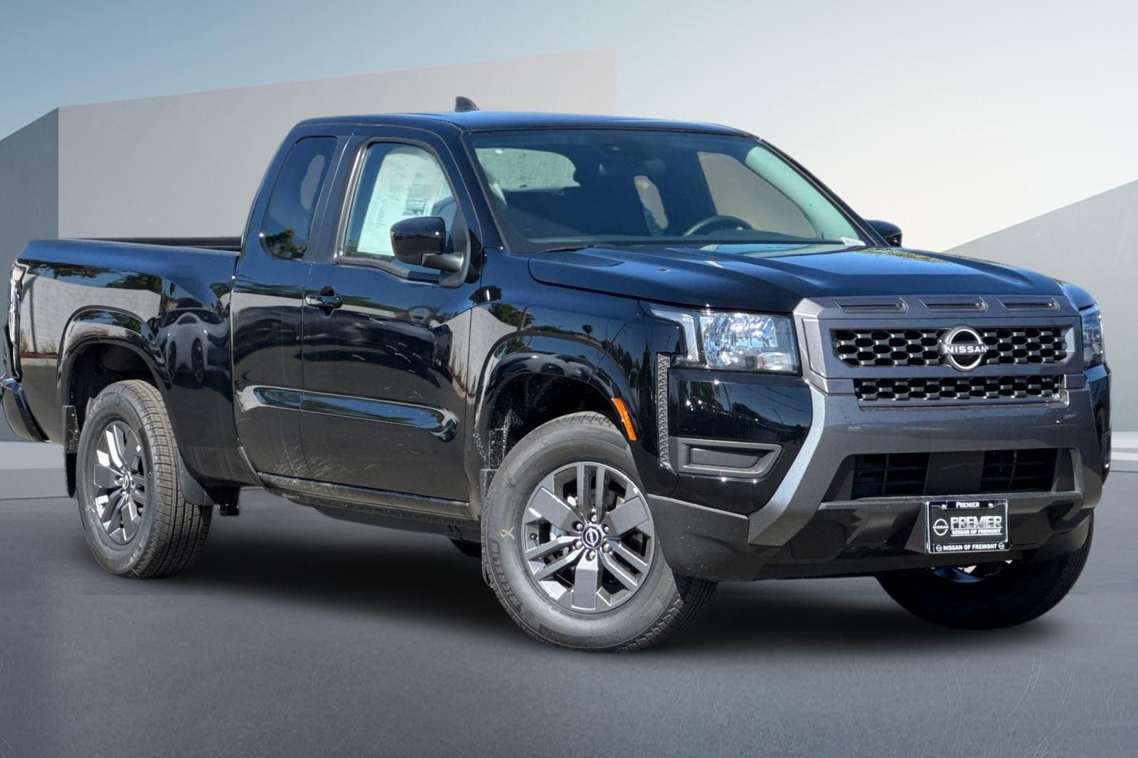 New 2025 Nissan Frontier SV RWD video 2