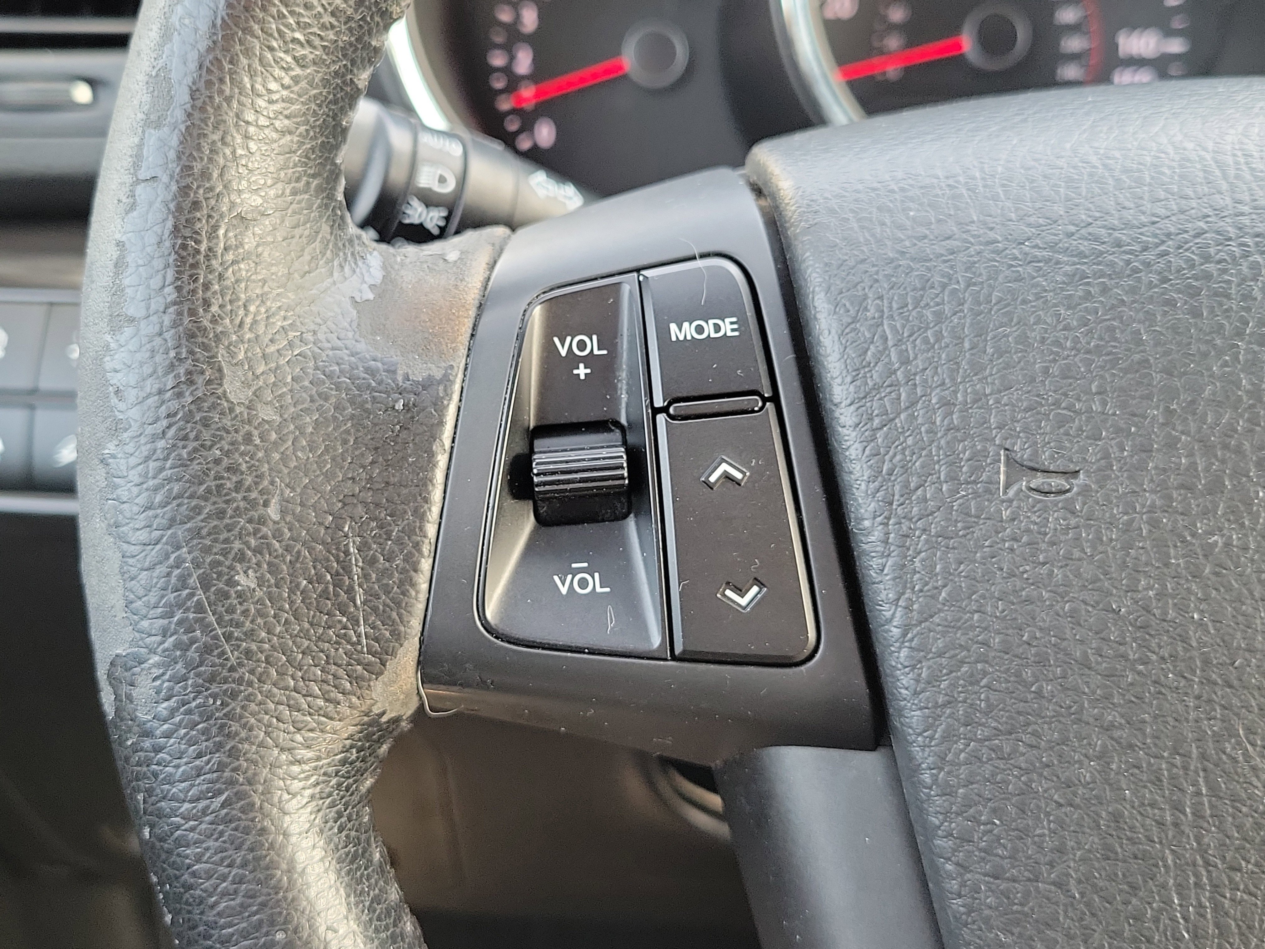 Used 2012 Kia Sorento EX image 27