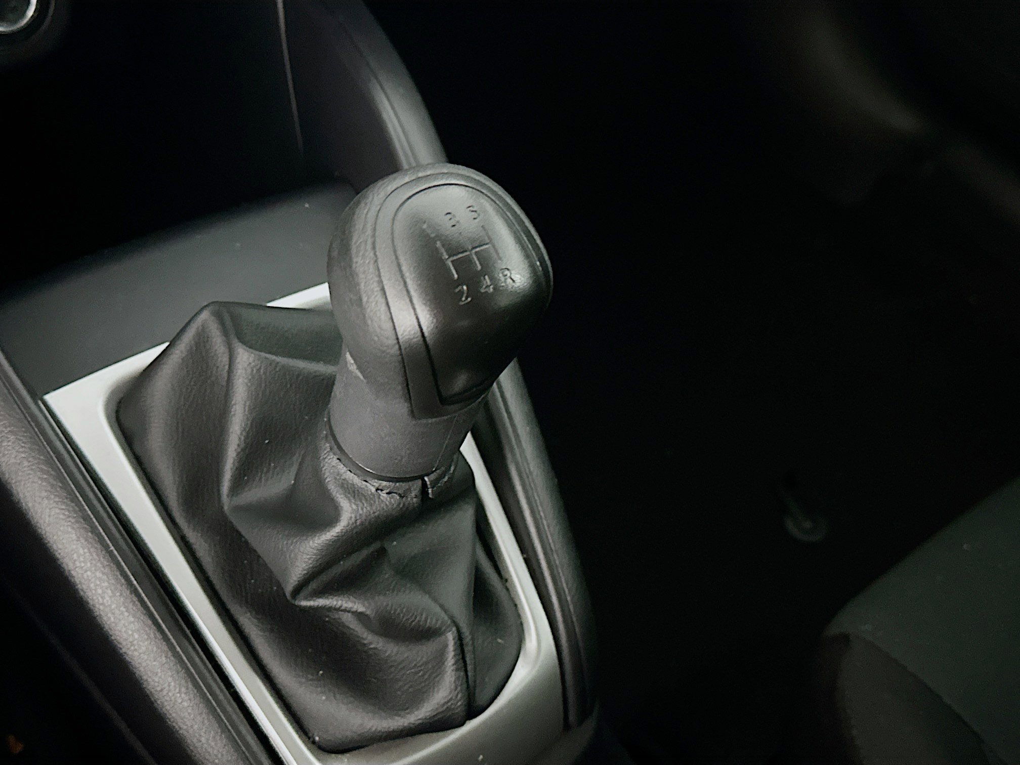 Used 2023 Nissan Versa S w/ Electronics Package image 24
