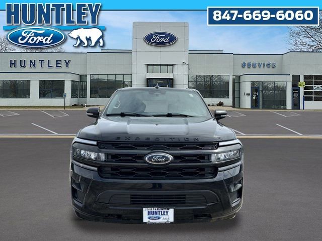 Used 2024 Ford Expedition Max Limited image 3