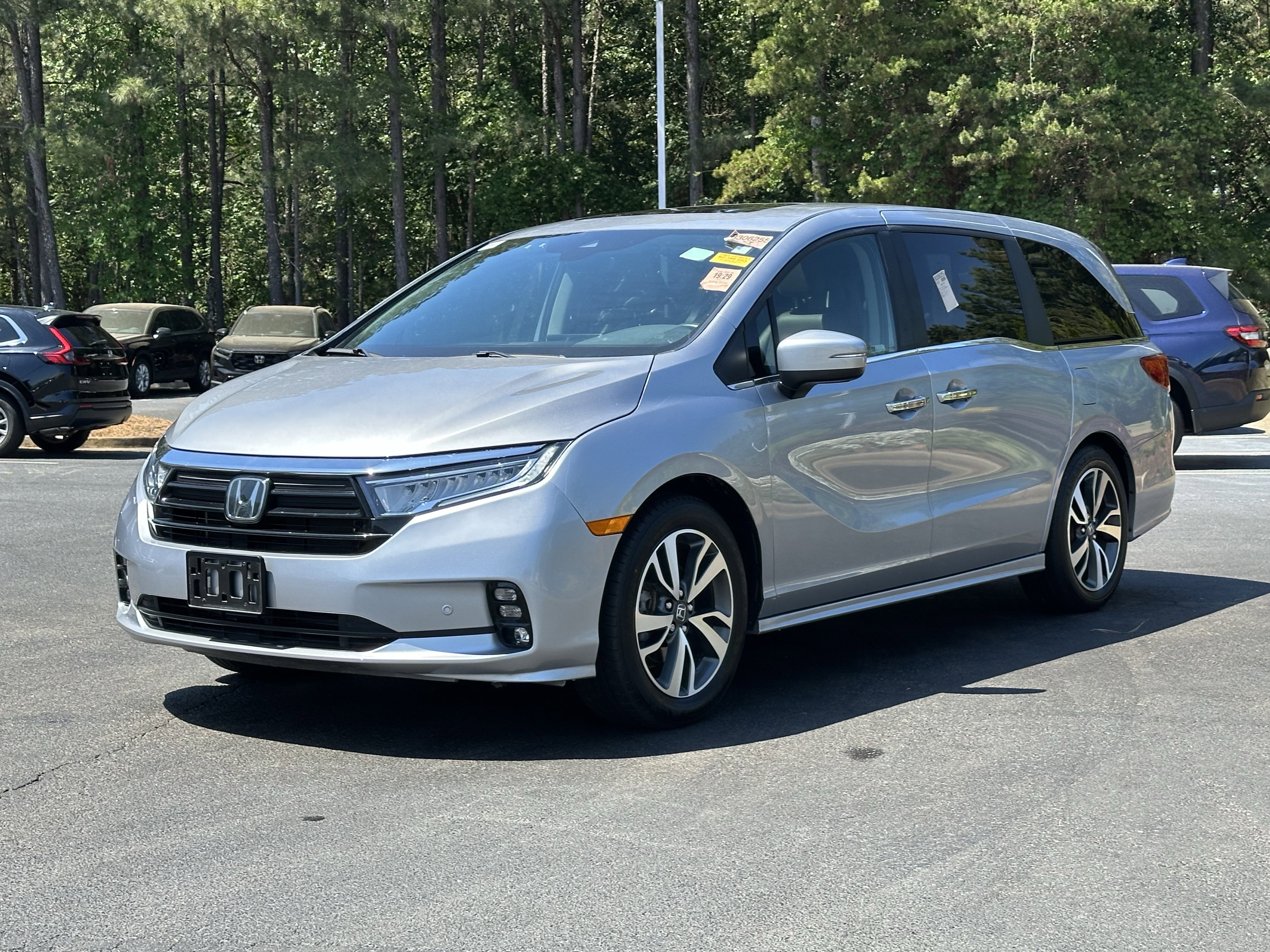 Used 2023 Honda Odyssey Touring image 5