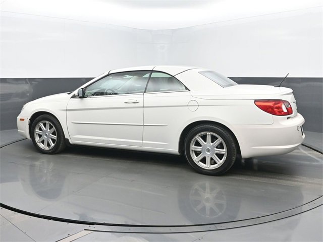 Used 2008 Chrysler Sebring Touring w/ Special Touring Group image 3