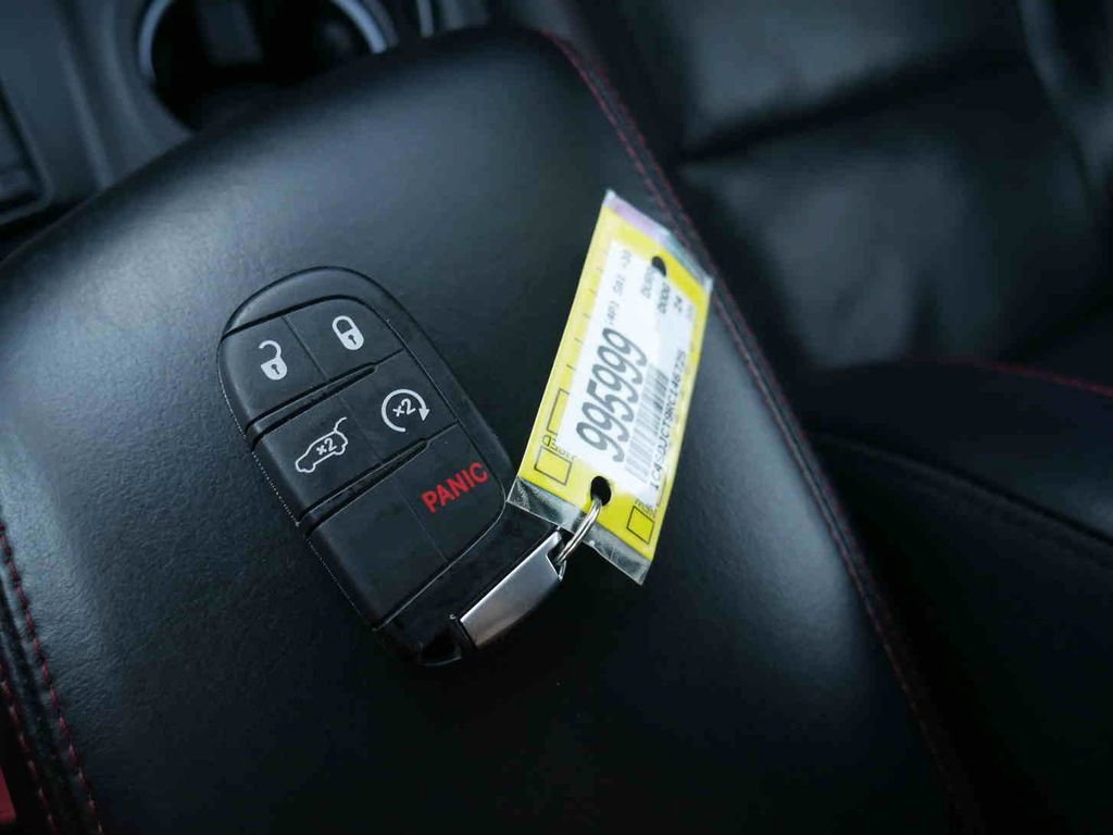 Used 2024 Dodge Durango R/T AWD/4WD image 30