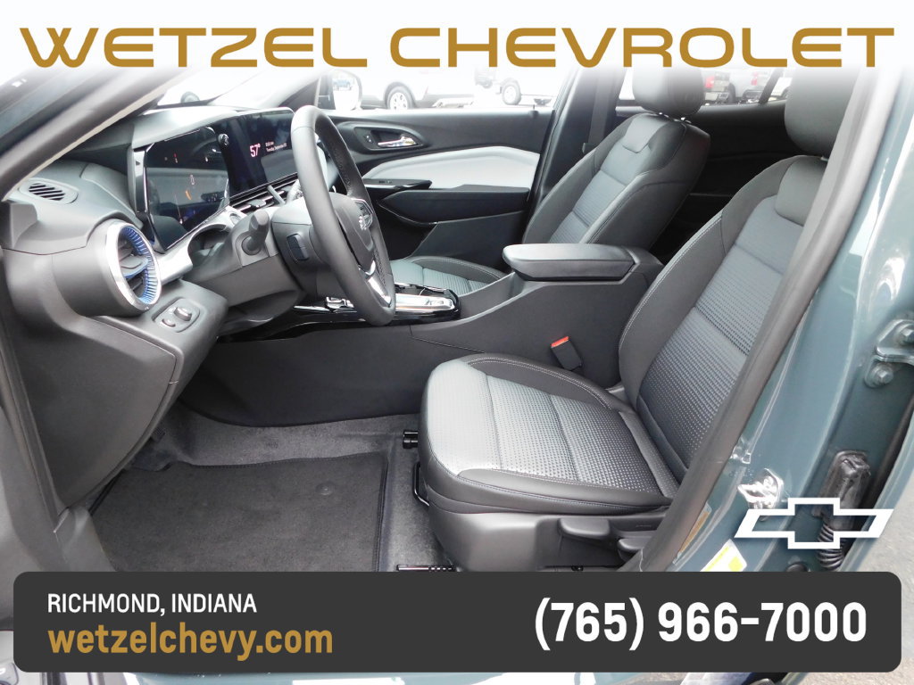 New 2026 Chevrolet Trax LT w/ Midnight Edition FWD image 12