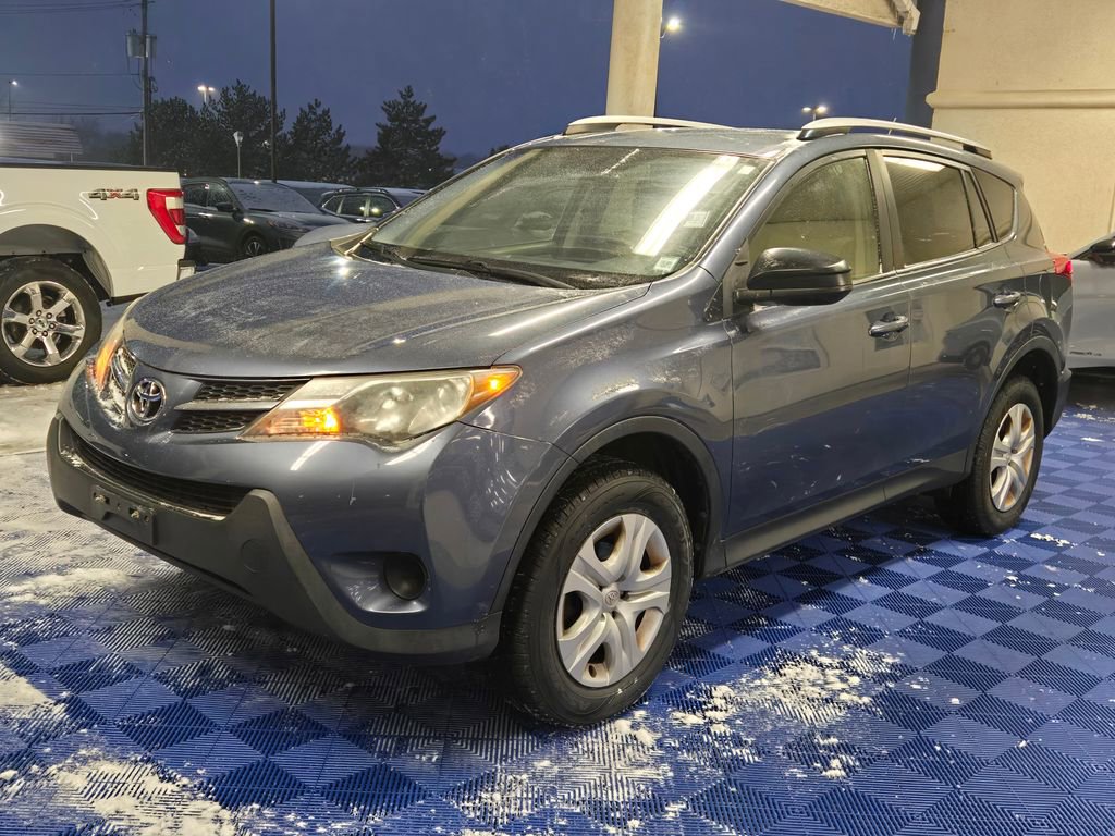 Used 2014 Toyota RAV4 LE image 3