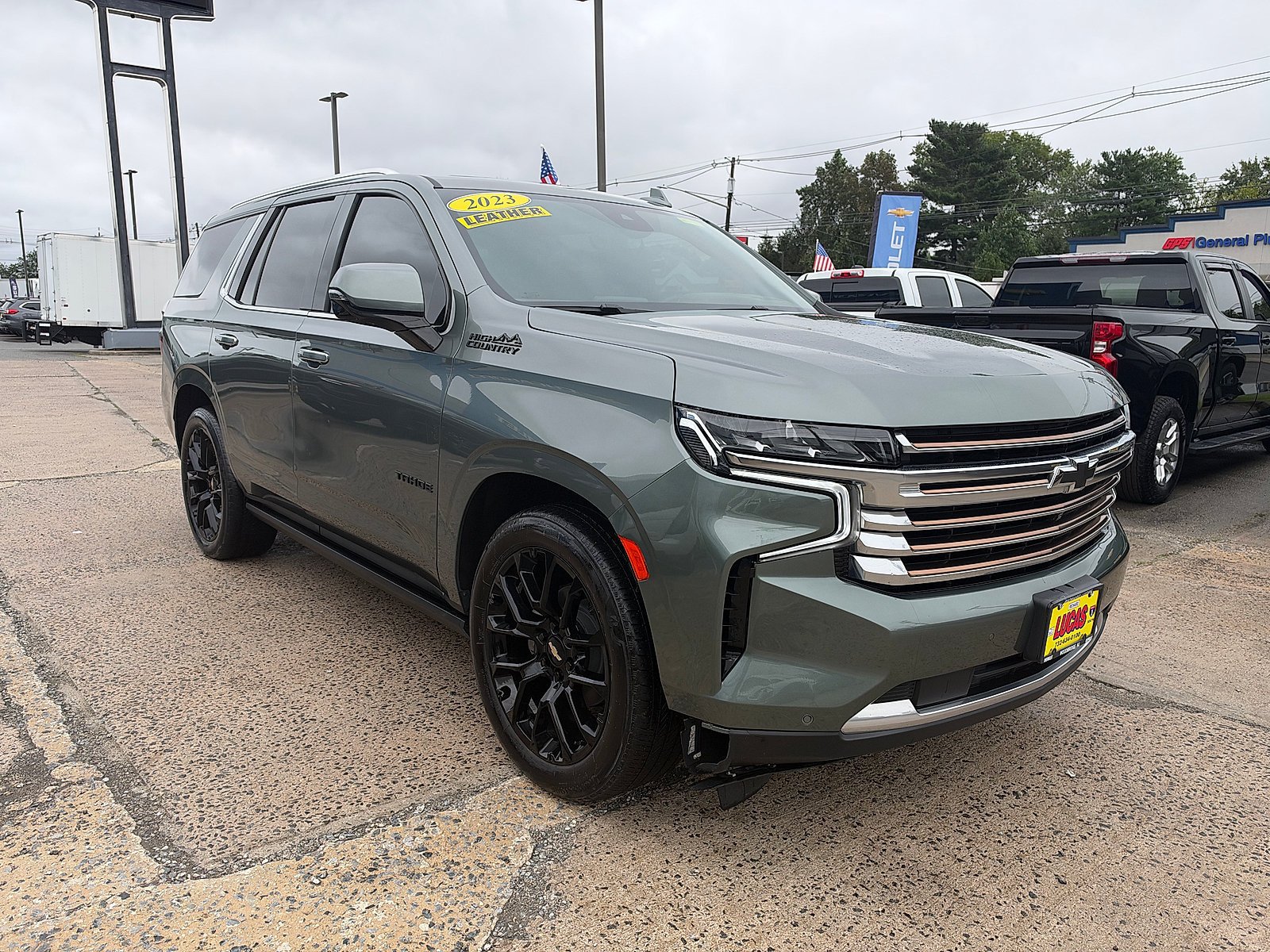 Used 2023 Chevrolet Tahoe High Country AWD/4WD image 4