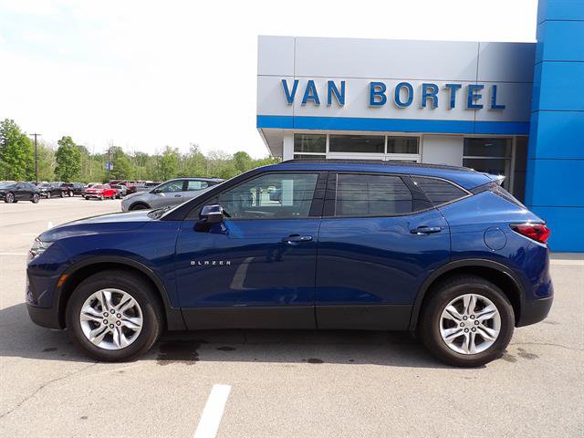 Certified 2022 Chevrolet Blazer LT AWD/4WD image 2