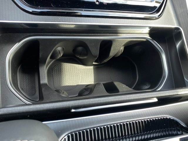 New 2024 Jeep Grand Wagoneer L 4WD w/ Rear Seat Video Group 1 image 25