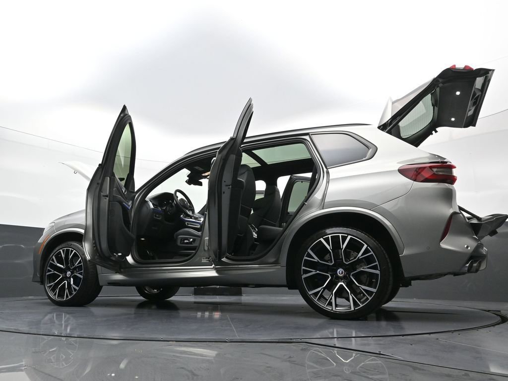 Used 2022 BMW X5 M w/ Executive Package image 43
