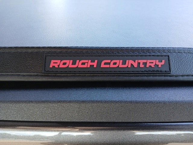 Used 2025 Jeep Gladiator Sport image 5