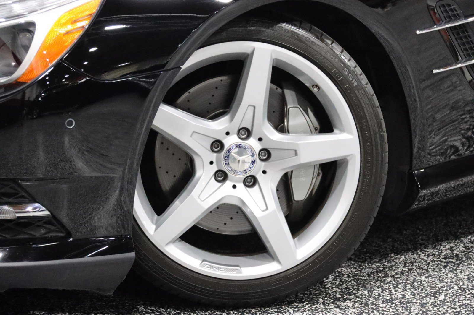 Used 2013 Mercedes-Benz SL 550 image 23